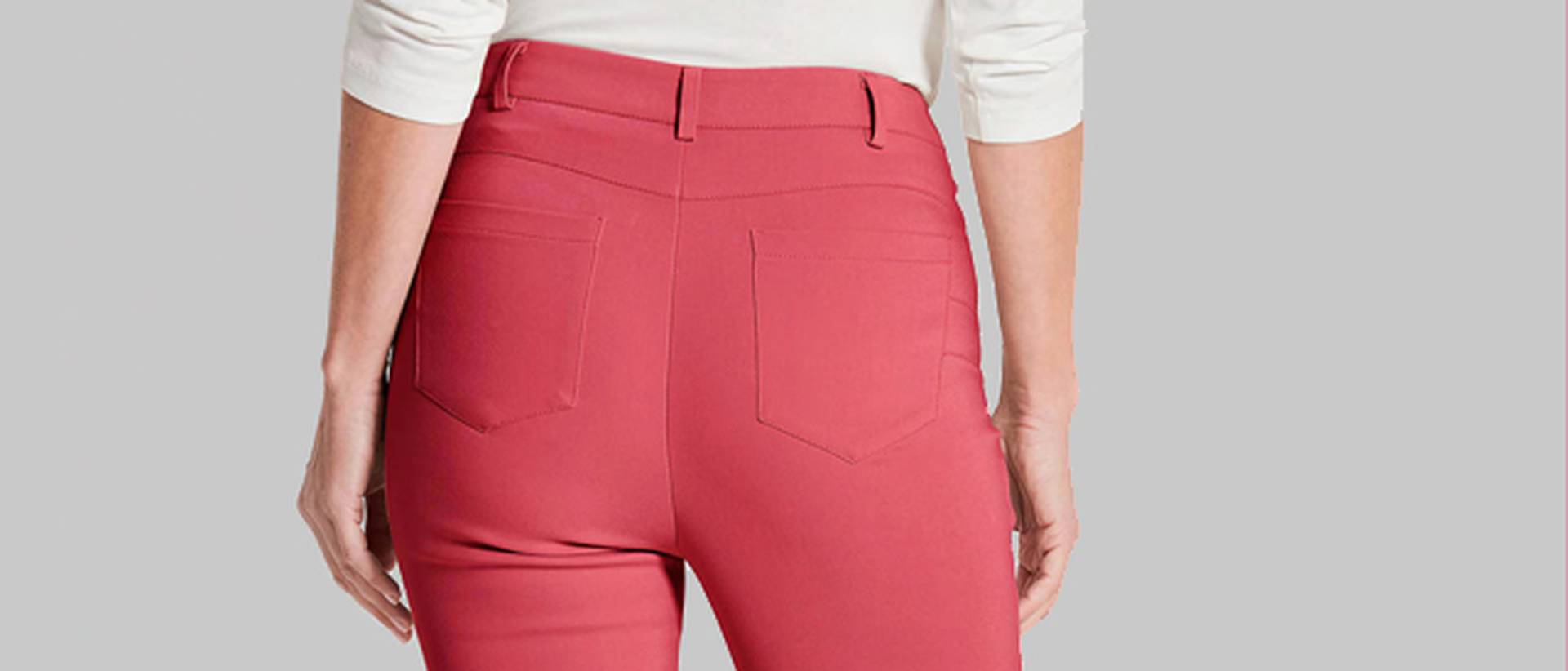 Schöner Po mit anderen Stoffen außer Jeans