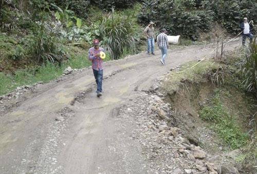 Ganadería, ganadería colombia, CONtexto ganadero, noticias ganaderas, noticias ganaderas colombia, vias antioquia, vias antioquia dañadas, vías terciarias antioquia, condiciones vias antioquia, falla malla vial antioquia, red vial antioquia, placa huella antioquia, ganaderos afectados vias, ganaderos colombia, ganaderos antioqueños, ganaderos