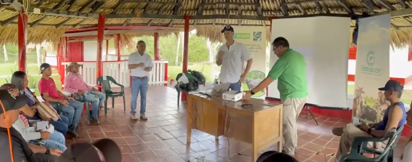 Cursos de inseminación artificial para pequeños productores