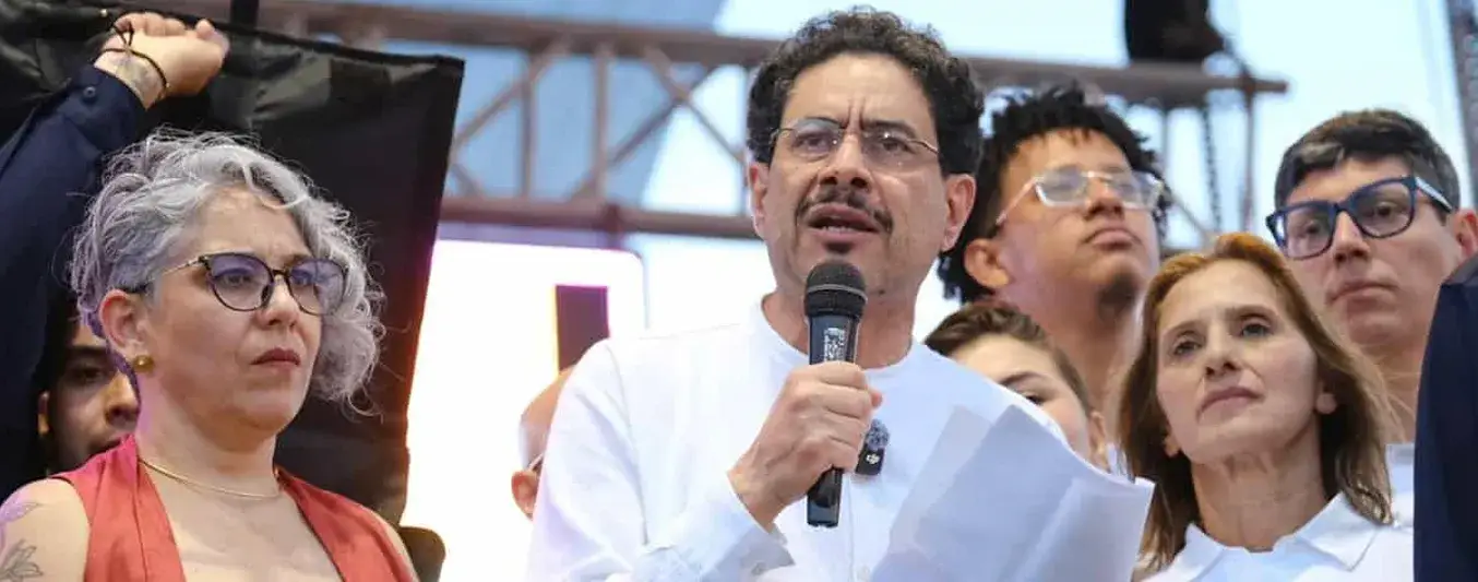 Declaraciones en plaza pública de Iván Cepeda