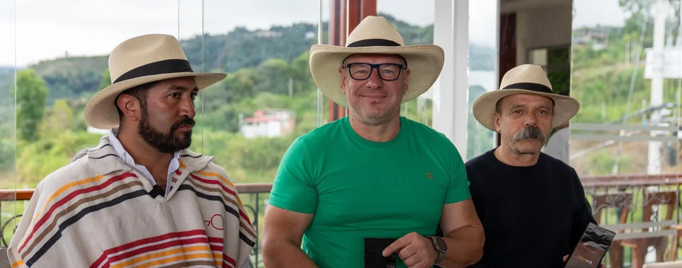 Empresarios Europeos comparten una jornada de disfrute del café de La Unión, Nariño