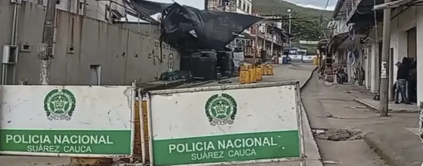 Hostigamiento estación policía en Suarez Cauca