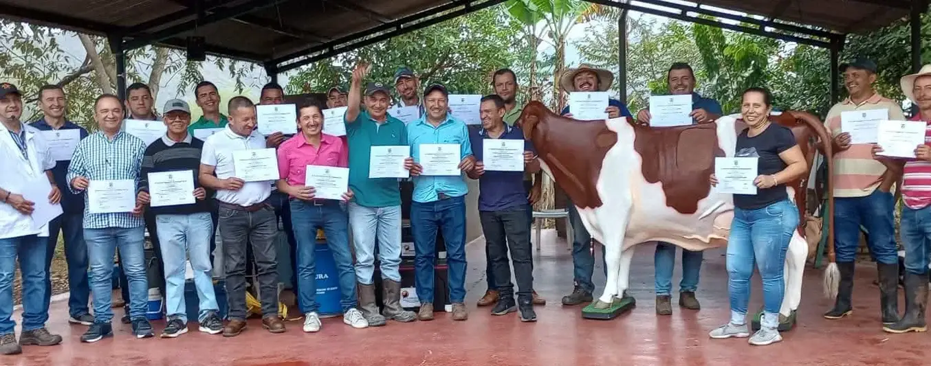 Se aliaron en cooperación mutua, se capacitaron y ahora van por el desarrollo