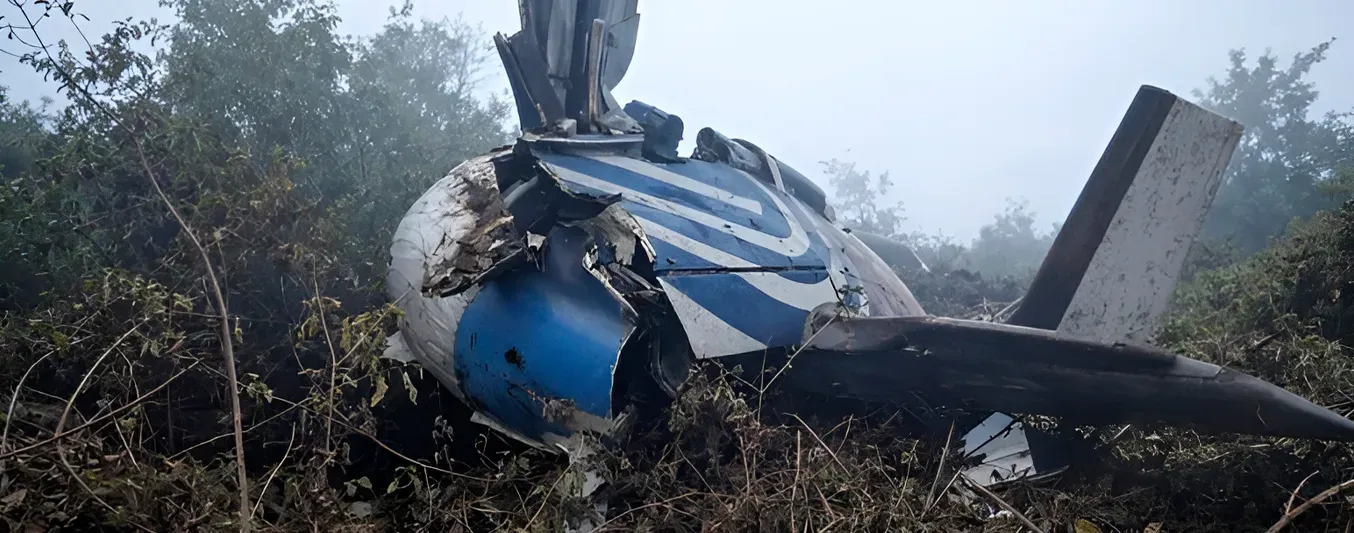 Avioneta de Satena accidentada