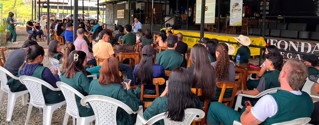 Los productores del departamento del Quindío participan activamente en el análisis de estrategias sanitarias preventivas