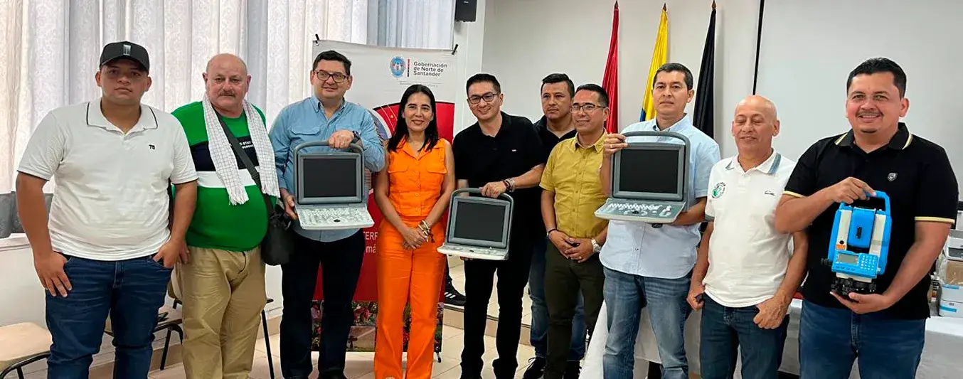 Entrega de ecógrafos a asociaciones ganaderas de Norte de Santander