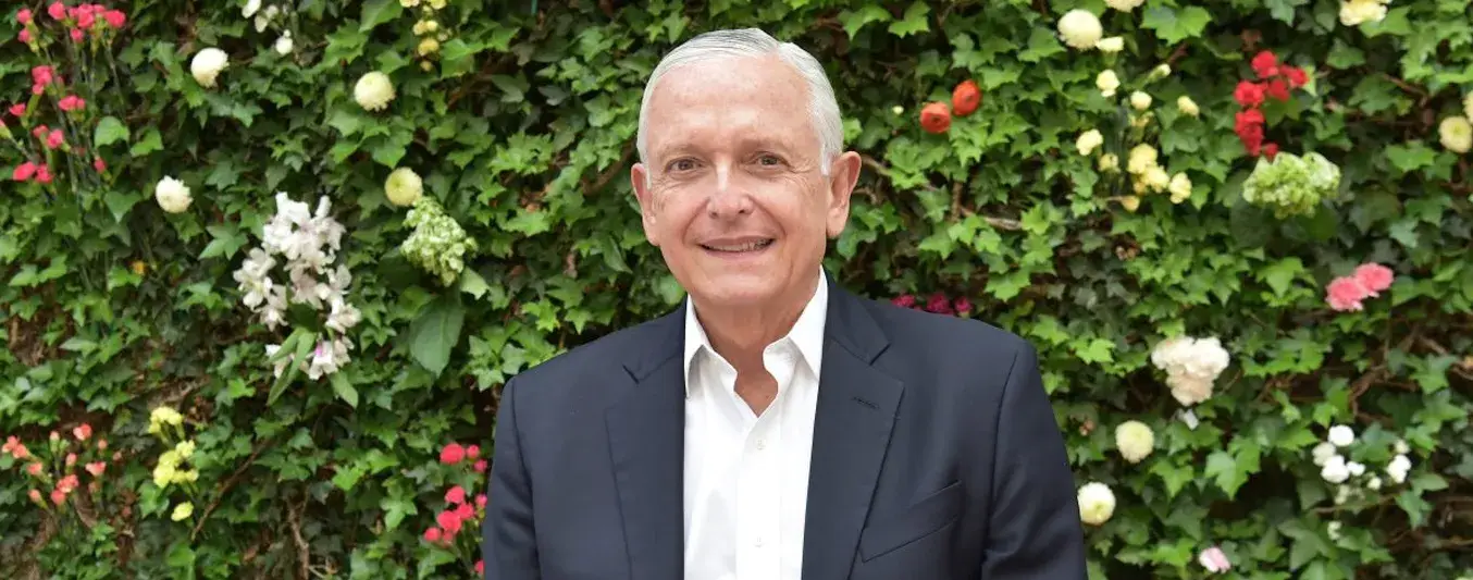 Augusto Solano se retira de Asocolflores