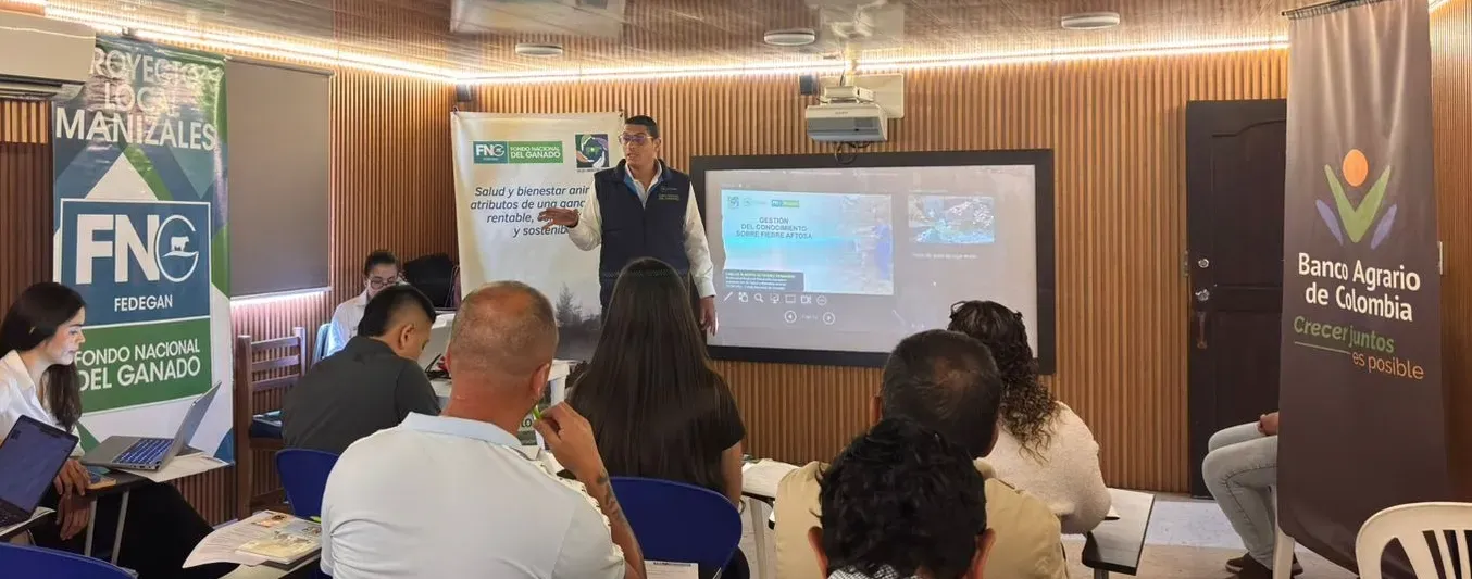 Carlos Gutiérrez Yermanos, profesional de Fedegán-FNG, expone los protocolos de sanidad y nutrición en Caldas