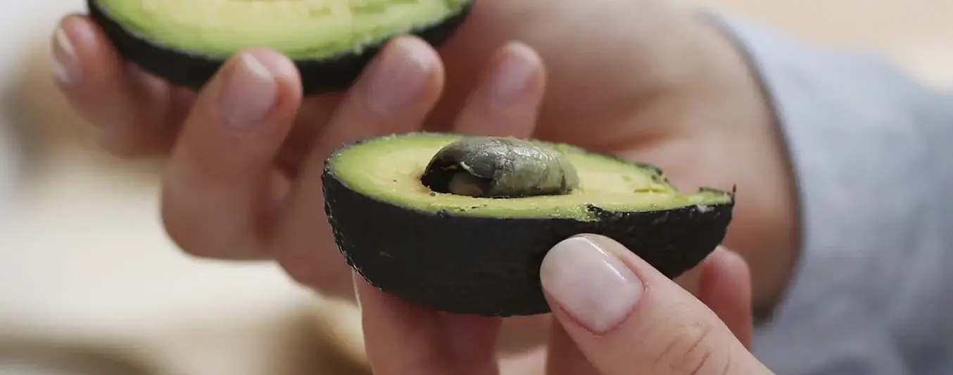 Cómo saber si un aguacate hass está listo para comer