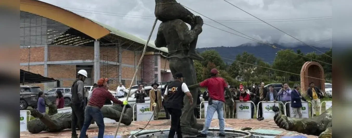 retiran monumento a Cesar Rincón