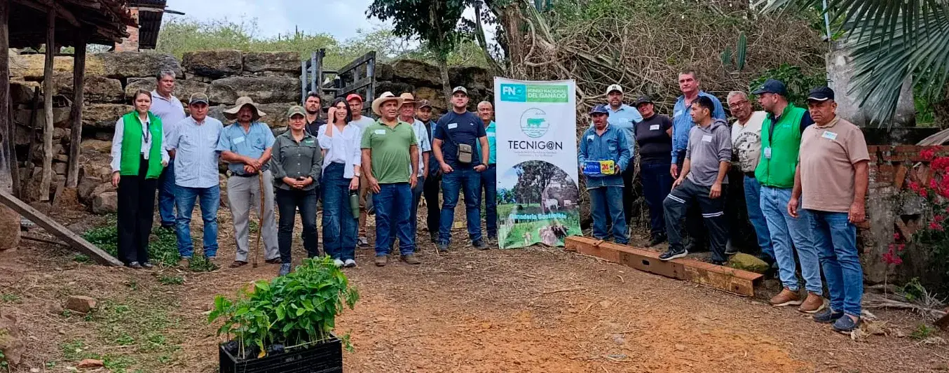 Ganaderos de la vereda El Salitre participaron en la Brigada Tecnológica realizada en la finca Montecitos