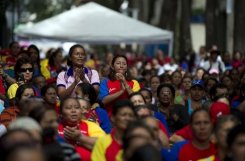 Cadenas de oración por la salud de Chávez
