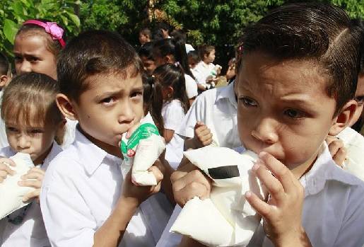 Leche, crecimiento del consumo de leche, OCDE-FAO Perspectiva agrícola 2018-2027, Ganadería, ganadería Colombia, noticias ganaderas, noticias ganaderas Colombia, Contexto ganadero