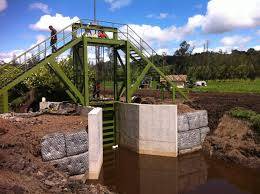 Compuertas CAR no fueron construidas, compuertas CAR río Madrón, compuertas CAR denuncia, compuestas CAR río Madrón Chiquinquirá, Corporación Autónoma Regional de Cundinamarca, compuertas CAR no han sido construidas, ganaderos de Chiquinquirá, Sequía, escasez de agua y de alimento, CONtexto ganadero, ganaderos colombia