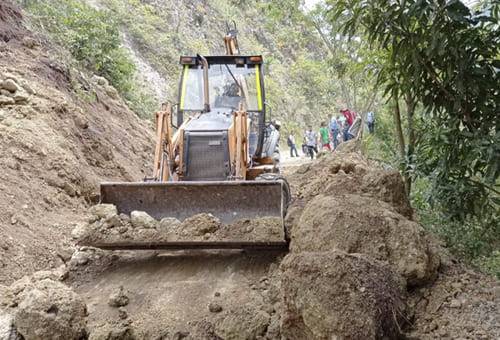 Ganadería, ganadería colombia, noticias ganaderas, noticias ganaderas colombia, CONtexto ganadero, estado de las vías, mal estado de las vías, derrumbes en las vías, derrumbe en sector la esperanza, derrumbe en Palmira, derrumbe en valle del cauca, perdidas ganaderas por derrumbes en las vías