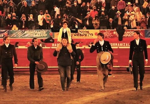 Toros, toros de lidia, Manizales, 7 de enero 2022, Plaza Monumental, Ernesto Gutiérrez, El Juli, Emilio de Justo, José Arcila, Juan Ortega, David Martínez, Roca Rey, Marco Pérez, Marco Pérez salió a hombros de César Rincón, CONtexto ganadero 