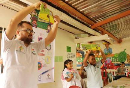 Ganadería, ganadería colombia, noticias ganaderas, noticias ganaderas colombia, CONtexto ganadero, riesgos ambientales, secretaría de salud de cauca, gobernación de cauca, plagas y plaguicidas, almacenamiento seguro, prevención de las intoxicaciones, efectos en la salud, medio ambiente, disposición de residuos, entornos saludables y escuela saludable,