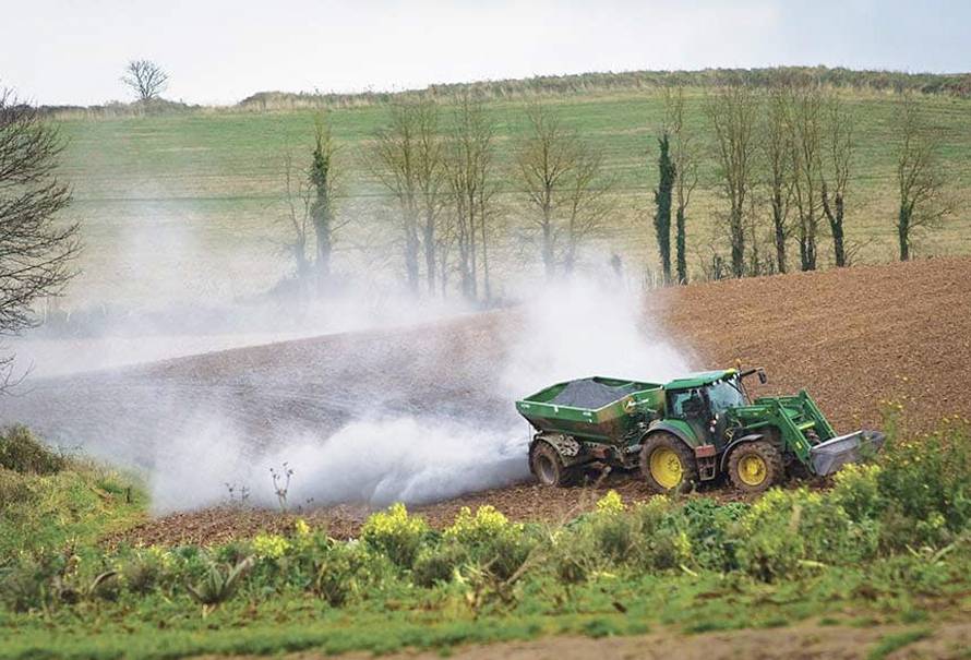 APRENDAMOS LA IMPORTANCIA DE LA CAL AGRICOLA EN LA AGRICULTURA 