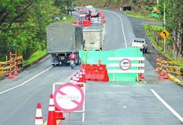 Paso puente Piendamó. Foto: Periódico El Liberal de Cauca.