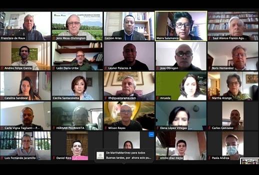 Encuentro palmeros con la CEV, Colombia, conflicto, palmicultores, palmicultores víctimas del conflicto, CEV, Jens Mesa Dishington, Fedepalma, Francisco De Roux, vacas, vacas Colombia, lechería, bovinos, ganadería bovina, ganadería bovina Colombia, noticias ganaderas, noticias ganaderas Colombia, contextoganadero