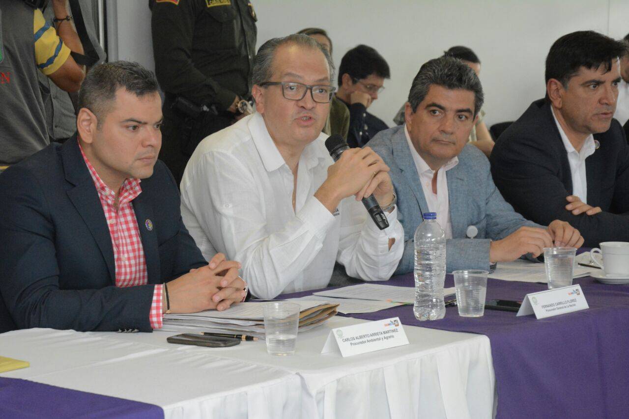 Ganaderos gestión de las CAR, ganaderos denuncian actuación de las CAR, gestión Corporación Autónoma Regional, gestión CAR Colombia, hallazgos Contraloría CAR, hallazgos Contraloría General CAR, gestión CAR noticias, quejas ganaderos gestión CAR, ganaderos afectados por CAR, CONtexto ganadero, ganaderos colombia, noticias ganaderas colombia, procuraduría general de la república, fernando carrillo flórez