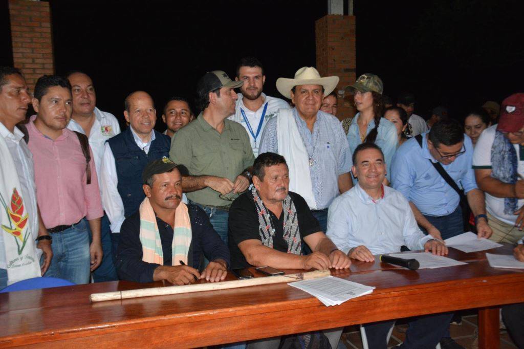 Ganadería, ganadería colombia, noticias ganaderas, noticias ganaderas colombia, CONtexto ganadero, Fiscalía, parques naturales Tinigua y Los Picachos, Meta, Caquetá y Guaviare, Gobernador del Caquetá, Arnulfo Gasca Trujillo, Procuraduría, Contraloría, Defensoría del Pueblo, Presidencia de la República, inventario ganadero, Juan Guillermo Zuluaga, bosque nativo, quemas