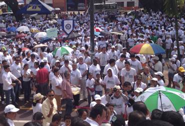Una multitudinaria marcha recorrió las calles de Villavicencio rechazando la Violencia