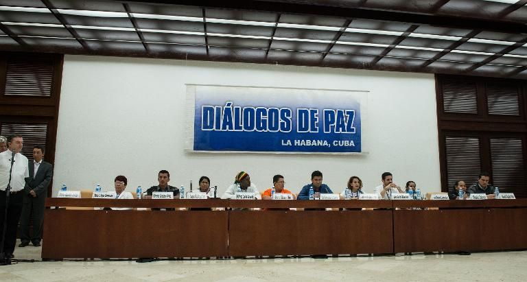 Miembros de un grupo de víctimas del conflicto en Colombia el 2 de noviembre de 2014 en La Habana. Foto: AFP. proceso de paz Colombia