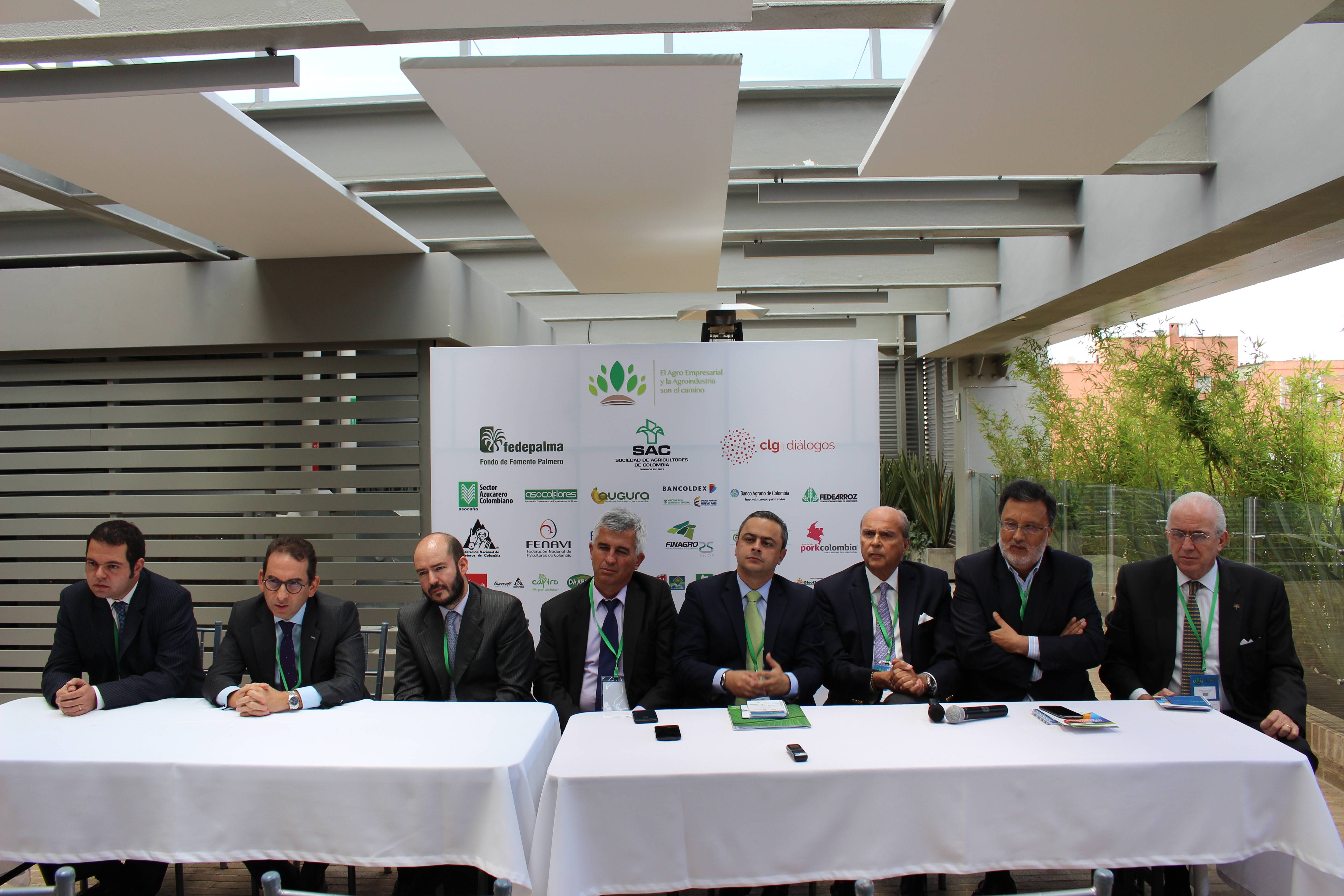 El agro empresarial y la agroindustria son el camino