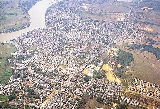 El gobernador Sergio Fajardo ya tiene conocimiento del manejo de las tierras en le norte del Antioquia