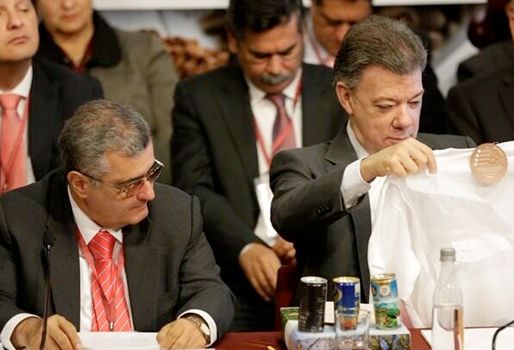 Los cafeteros insisten en tener un precio de sustentación. Foto: Federación Nacional de Cafeteros. Juan Manuel Santos, presidente de Colombia