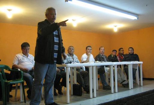 El lunes 20, funcionarios del frigorífico Guadalupe y el sindicato Sintragrif se reunirán para llegar a un acuerdo definitivo. Foto: Twitter @hernandurangop. Paro en frigorifico guadalupe.