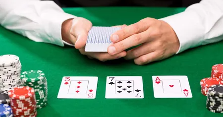 What is a Polarized Betting Range in Poker