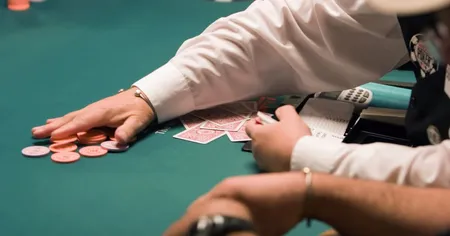 Strategies for Multi Day Tournaments