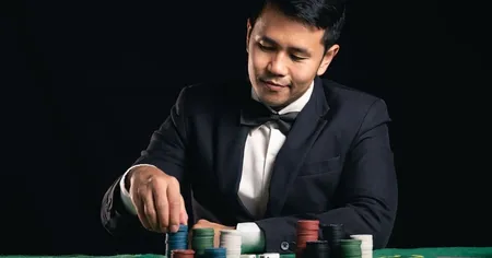How to Play from the Cutoff Position Effectively in Poker