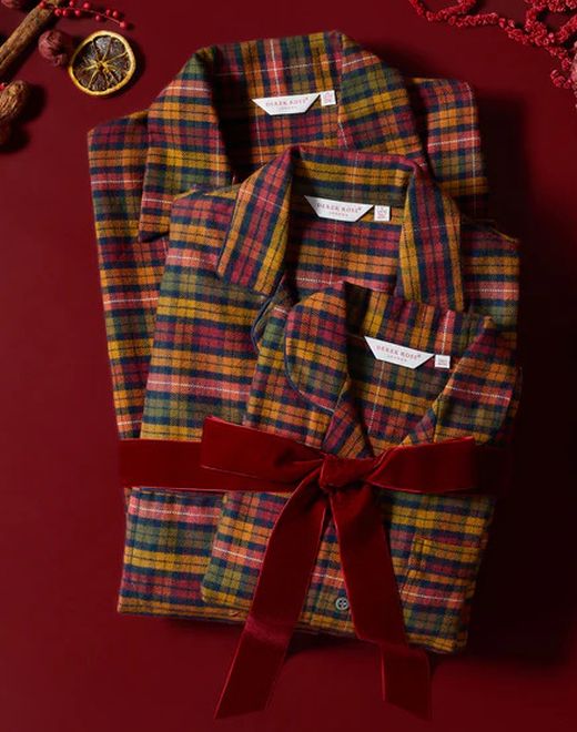 A Warm blubolt Welcome To Derek Rose