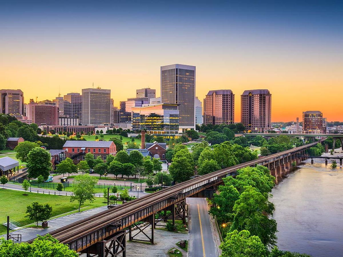 Commercial Car Insurance in Virginia (2026) | Insurify