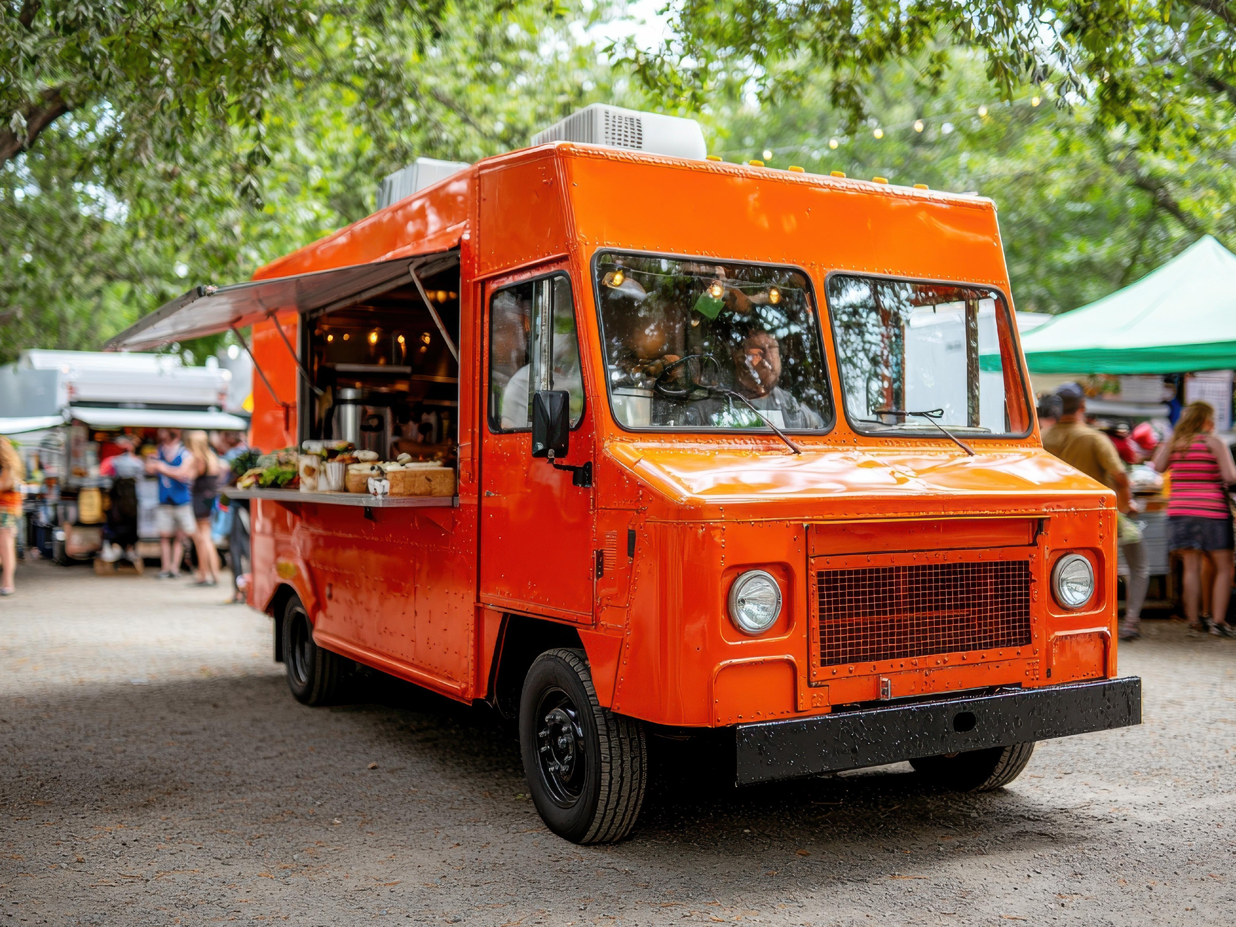 Commercial Food Truck Insurance: Coverages and Costs | Insurify