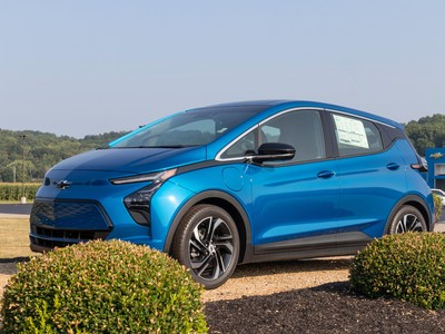 Drivers Ditching Gas Vehicles for EVs Face Higher Crash Risks, Study Shows