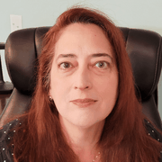 Headshot of Evelyn Pimplaskar, Director of Content at Insurify
