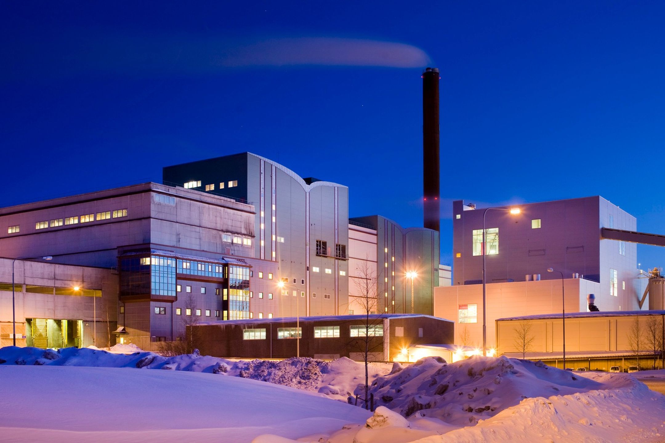 Kvällsvy över Dåva kraftvärmeverk