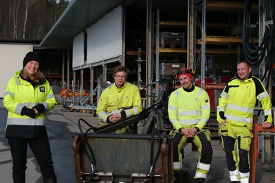 Anna Andersson, Joel Wallström, Daniel Lindblom och Anders Jonsson är några av Umeå Energis medarbetare som jobbar med att stärka Umeås elnät.