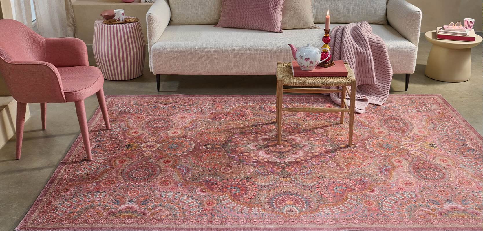 Vloerkleed-inteieur-rood/roze-blog