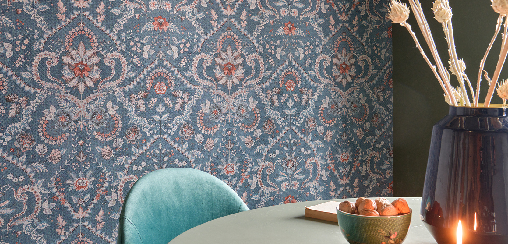 How to create a cosy room with 5 different items