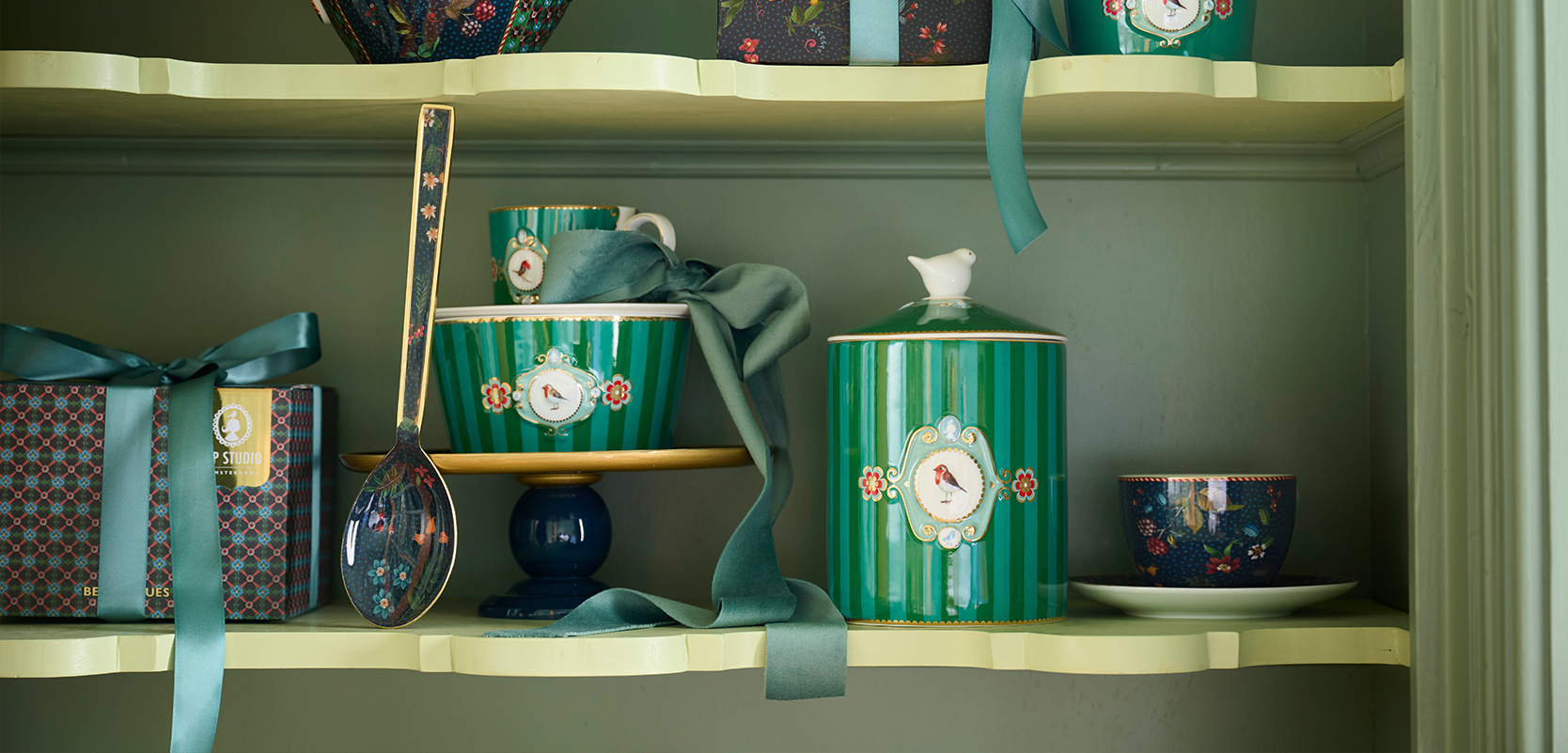 gift guide inspiration tips and ideas for gifting