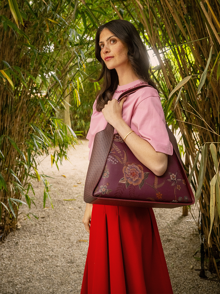 tassen gids bag guide