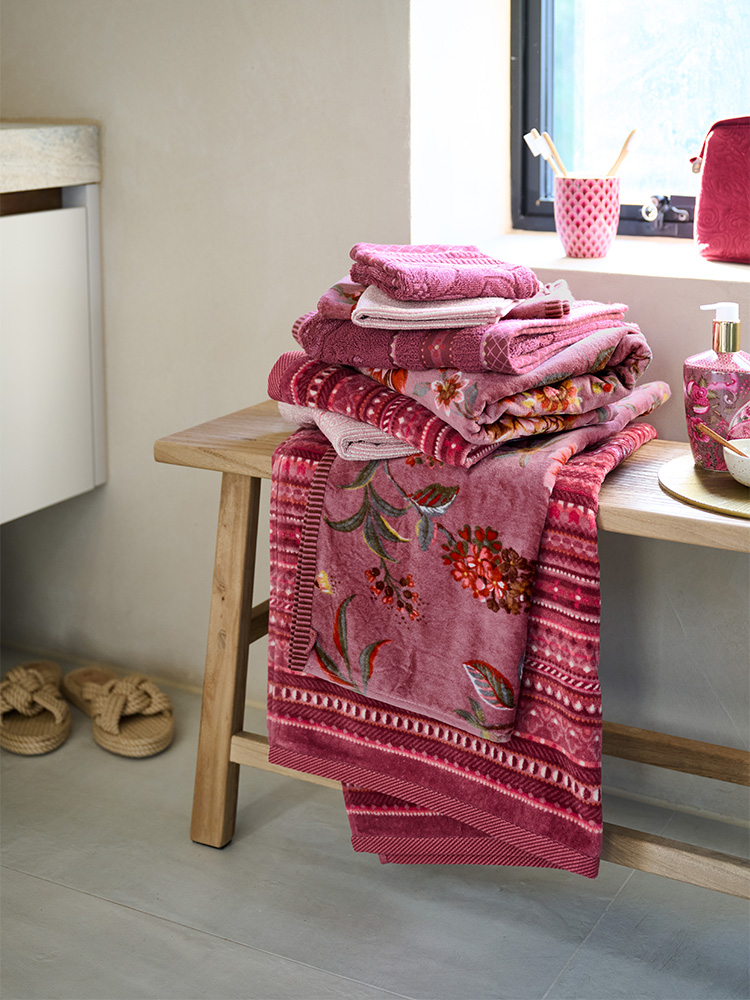 care guide tips how to treat your bath textiles Terry cloth