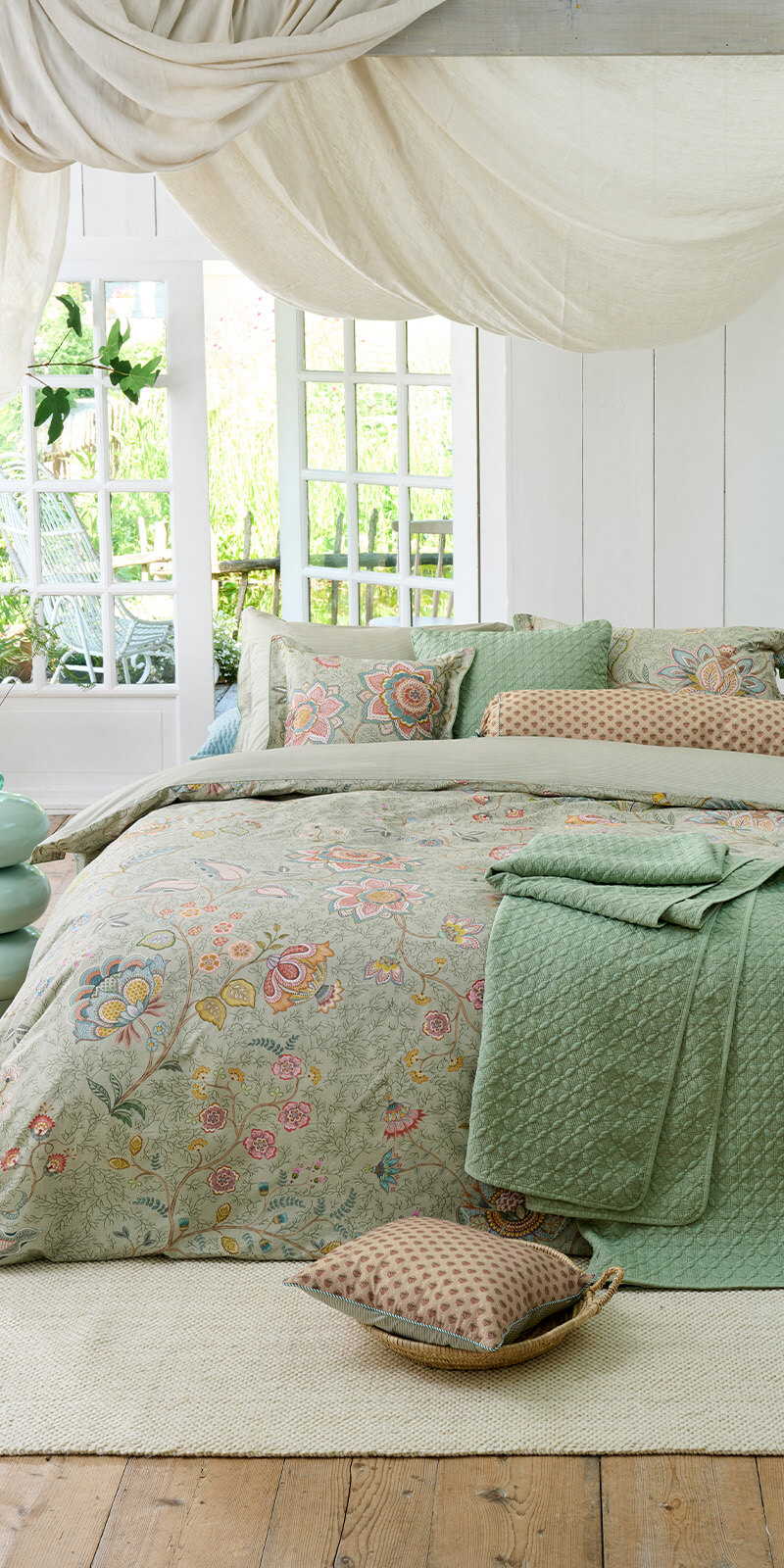 pip-studio-bed