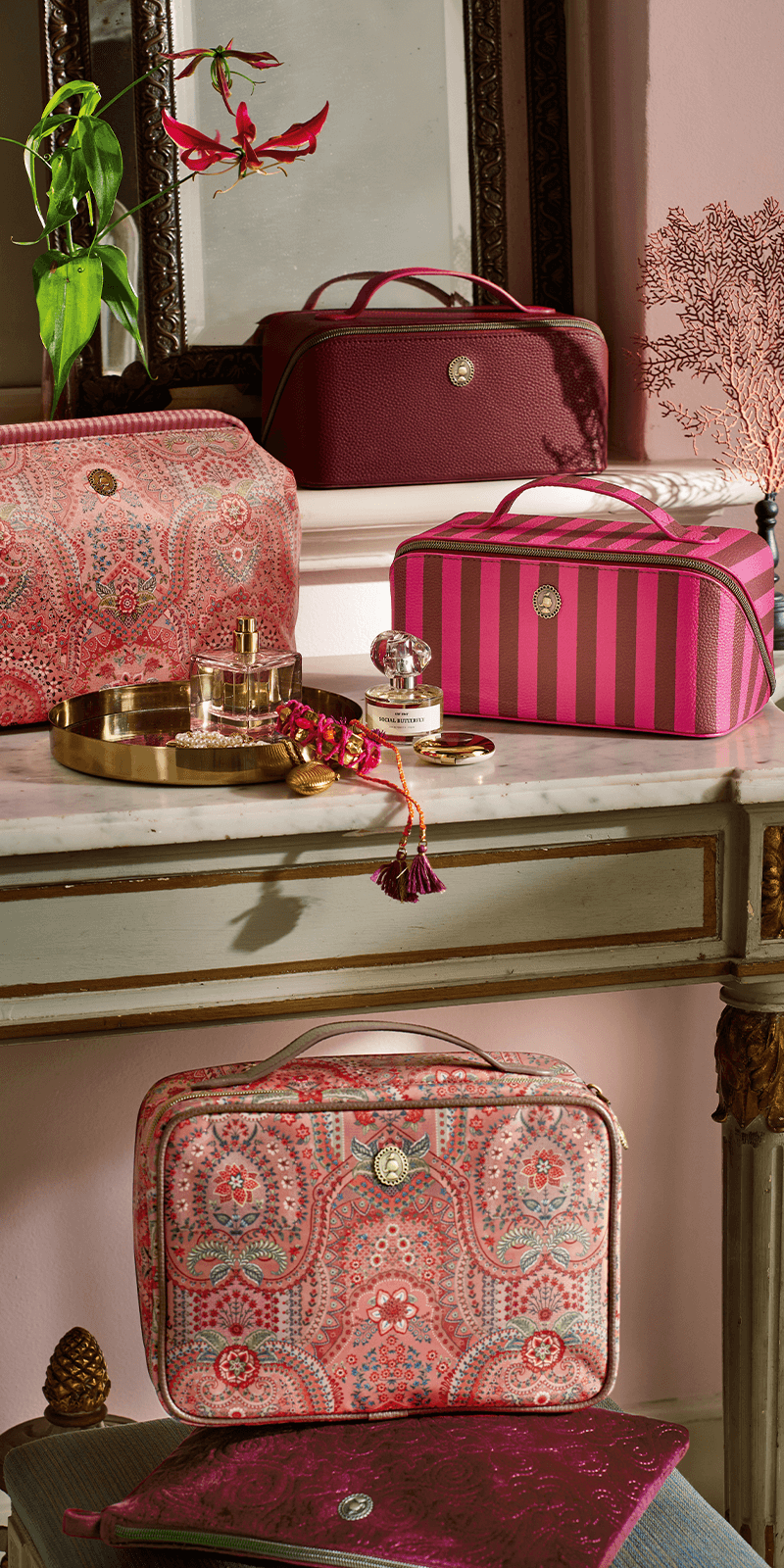 pip-studio-toilettassen