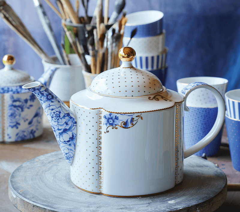 royal-white-pip-studio
